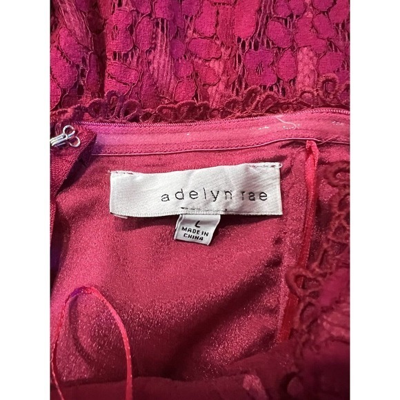 Adelyn‎ Rae Strapless Raspberry Eyelet Lace Romper Size - Large - Picture 6 of 8